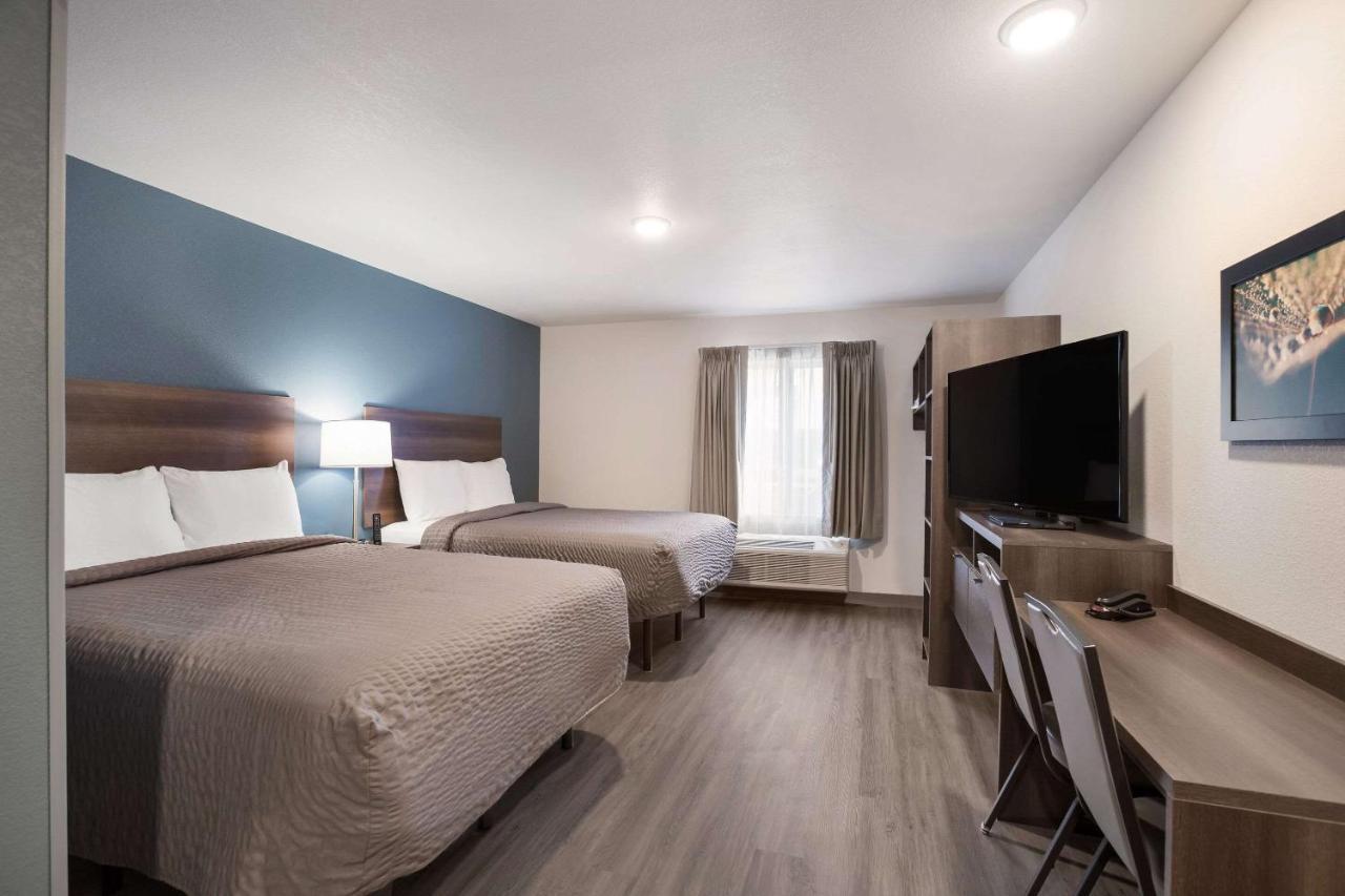 WoodSpring Suites Detroit Madison Heights Buitenkant foto