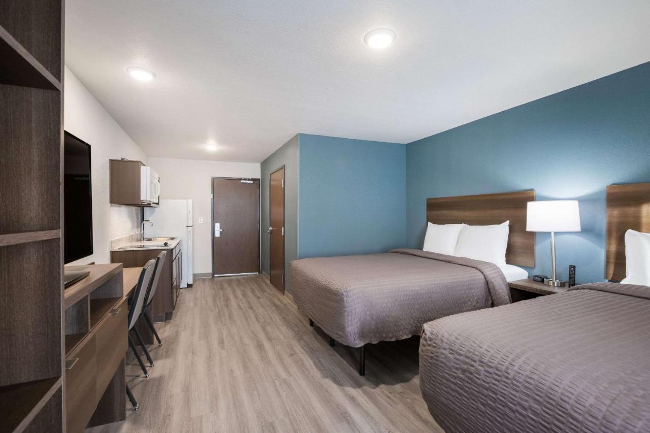 WoodSpring Suites Detroit Madison Heights Buitenkant foto